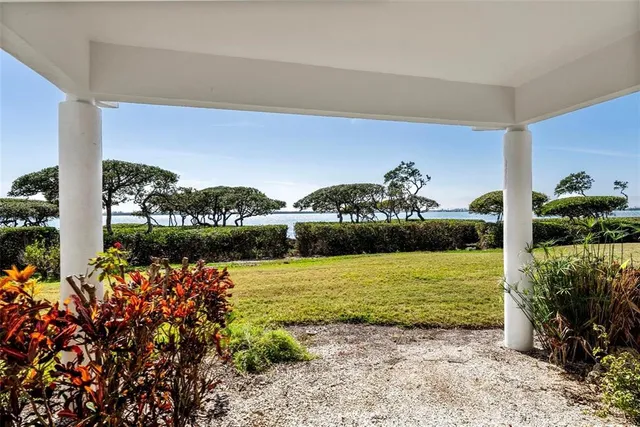 $985,000 | 73 Tidy Island Boulevard, Unit 73, Bradenton, FL 34210