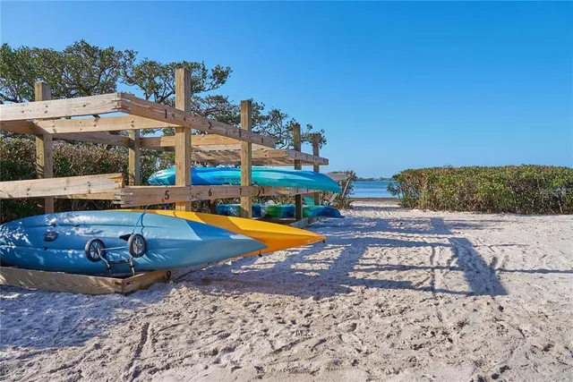 $985,000 | 73 Tidy Island Boulevard, Unit 73, Bradenton, FL 34210