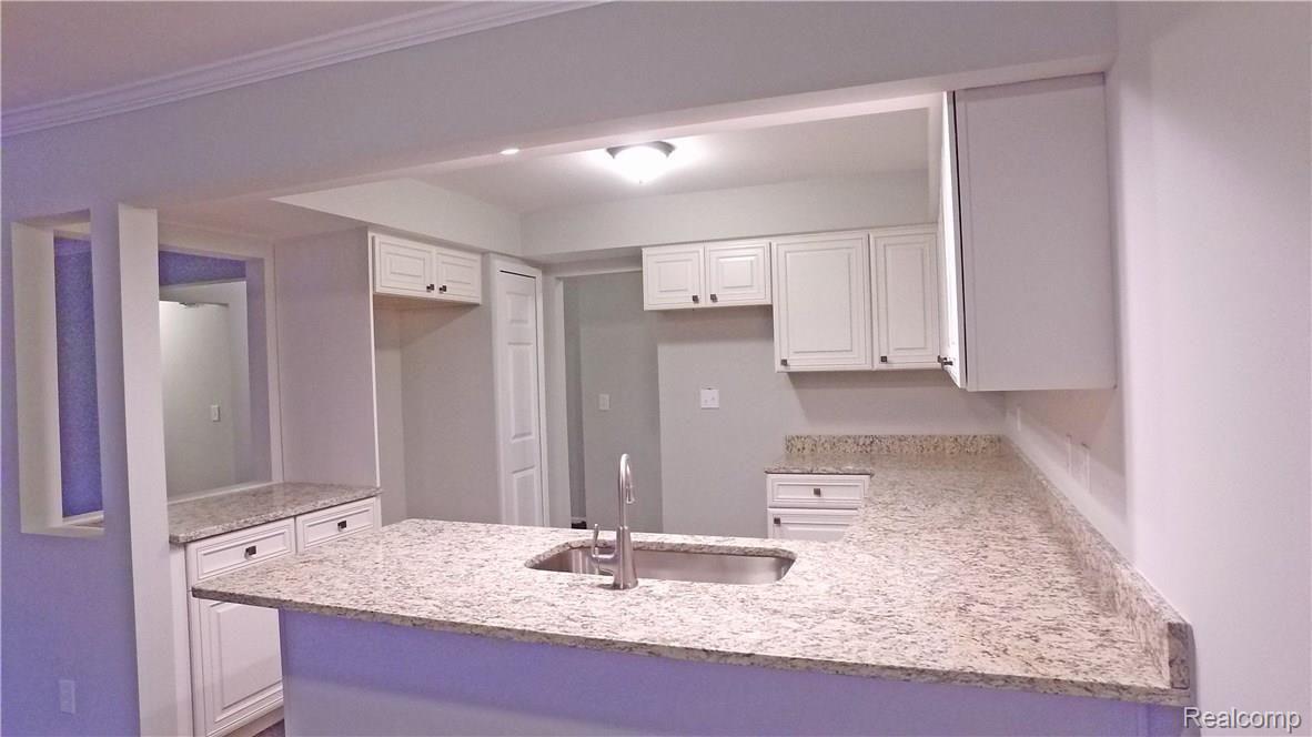 21171 Armada Ridge Road Armada, MI 48005 - Photo 8 of 24 Kitchen 6.jpg