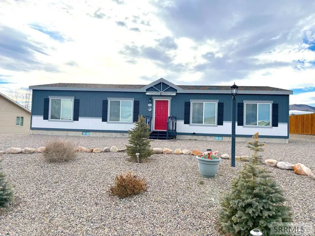 $318,000 | 1030 Excelsior Lane, Challis, ID 83226
