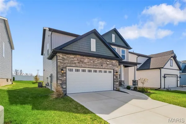 $2,800 | 106 Sommerset Court, Lake St. Louis, MO 63367