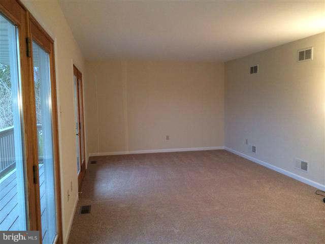 6217 Hf Rd Spring Grove Pa Spring Grove, PA 17362 - Photo 12 of 18 Bedroom (Master)