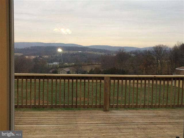 6217 Hf Rd Spring Grove Pa Spring Grove, PA 17362 - Photo 7 of 18 View