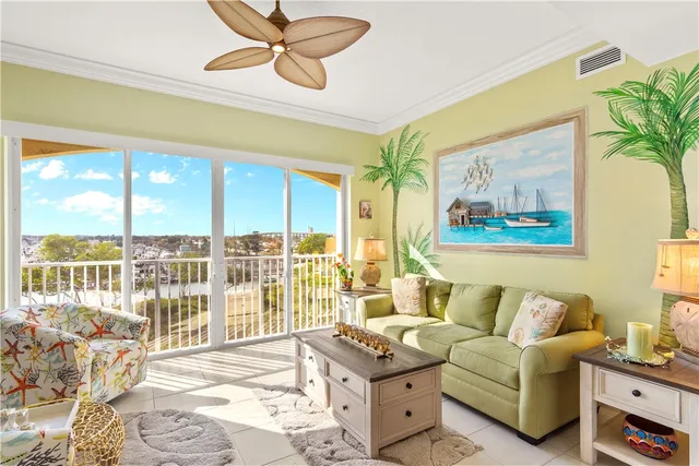$549,990 | 33 Harbour Isle Drive West, Unit 306, Fort Pierce, FL 34949