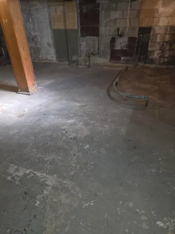 $54,500 | 17955 Charest Street, Detroit, MI 48212