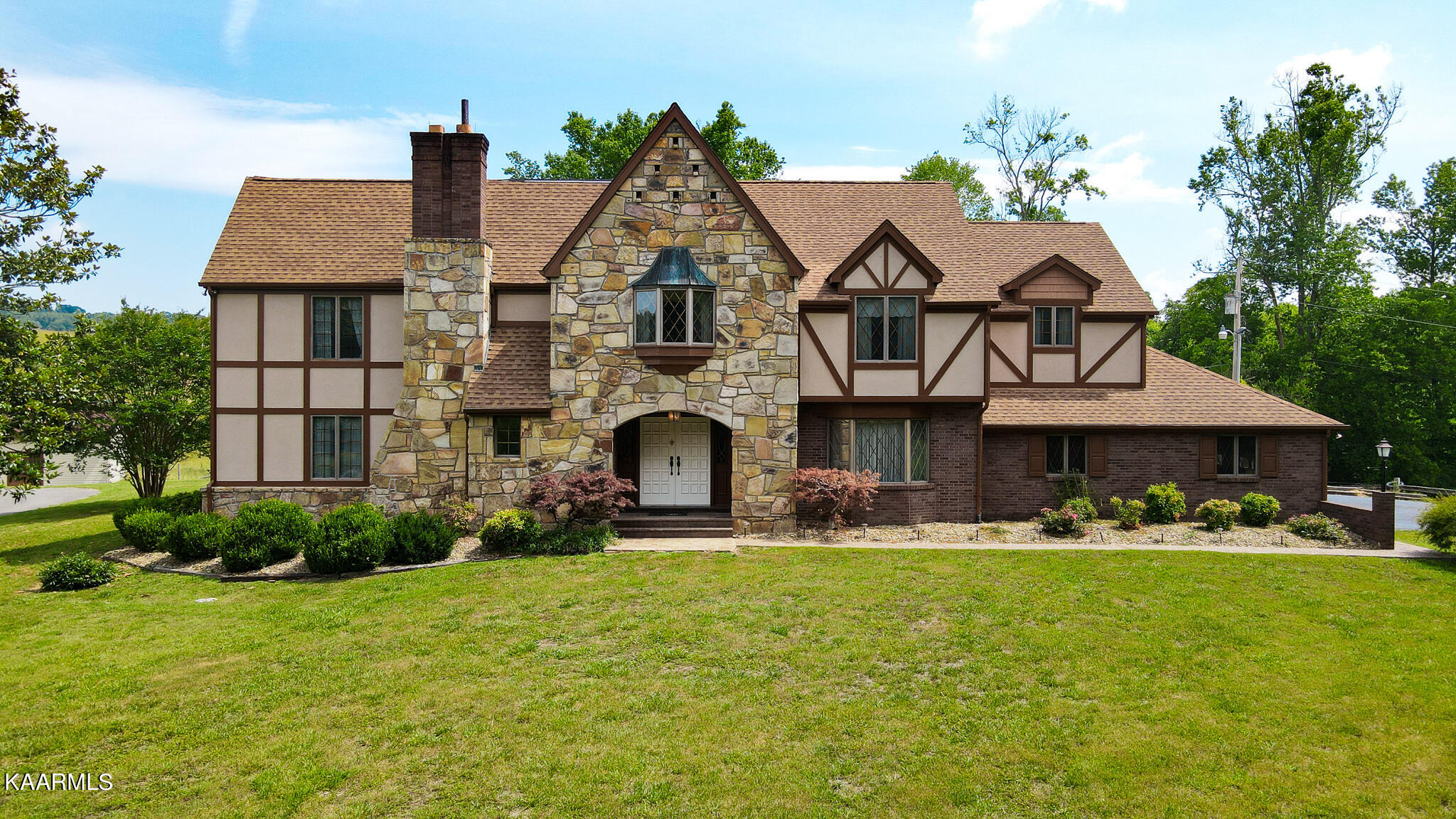 30158 Pond Creek Road Philadelphia, TN 37846 - Photo 1 of 48 Welcome Home