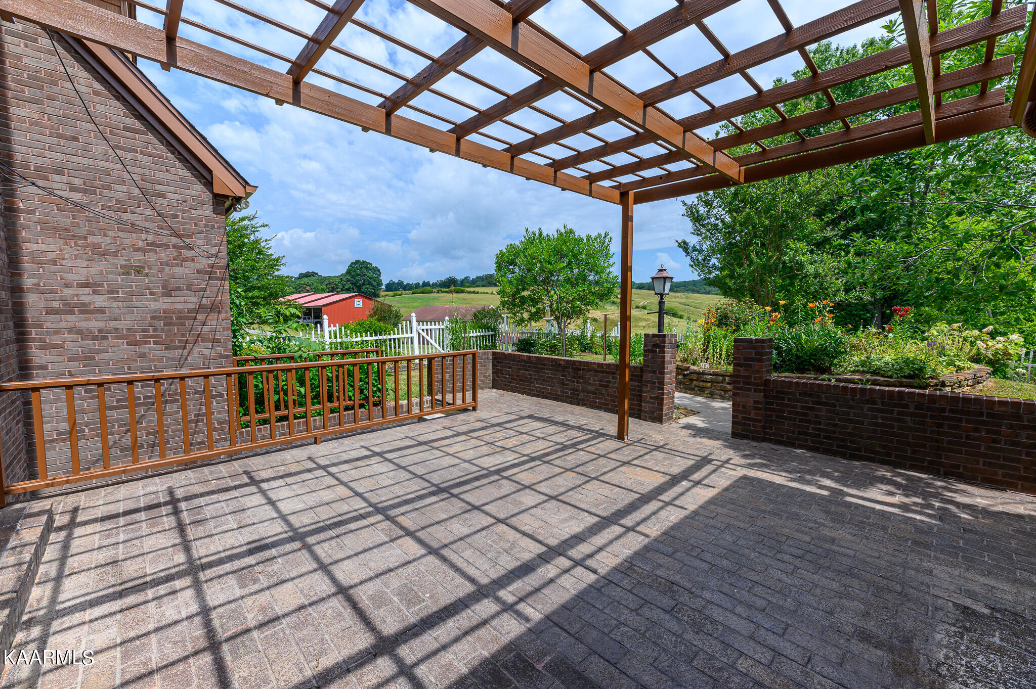30158 Pond Creek Road Philadelphia, TN 37846 - Photo 40 of 48 Outdoor Patio 2