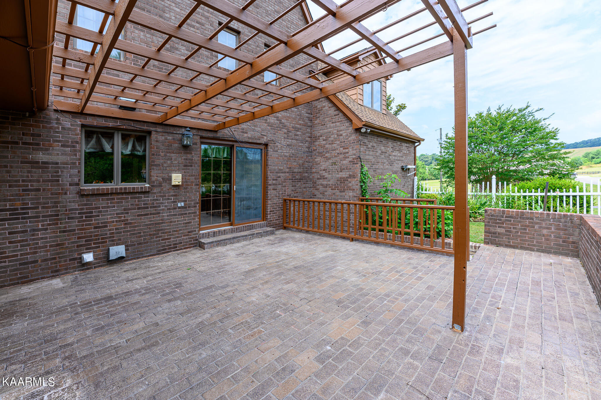 30158 Pond Creek Road Philadelphia, TN 37846 - Photo 41 of 48 Patio