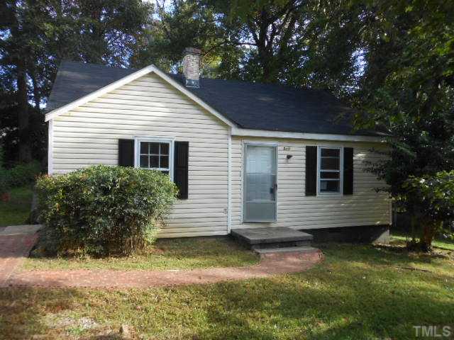 520 Steel Street Raleigh, NC 27603 - Photo 1 of 9 a view of backyard with a garden