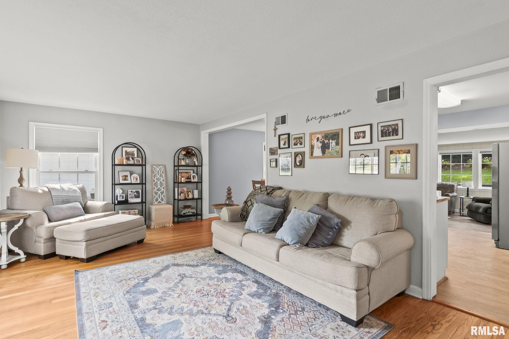 14 Mclean Lane Springfield, IL 62704 - Photo 6 of 39 Gallery Image 6