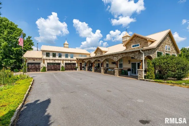 $1,750,000 | 965 Corzine Road, Buncombe, IL 62912