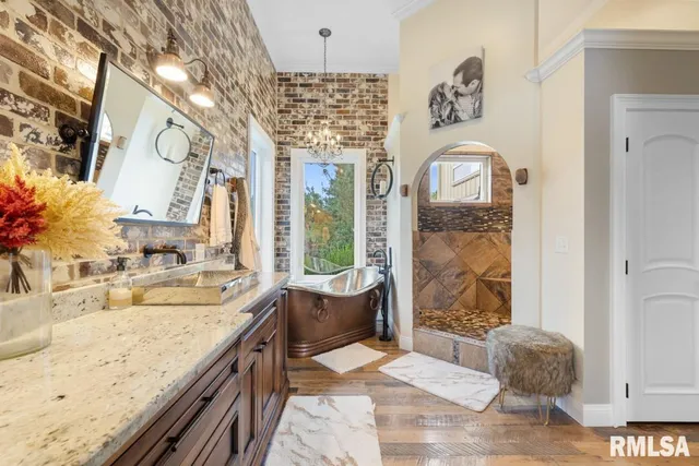 $1,750,000 | 965 Corzine Road, Buncombe, IL 62912