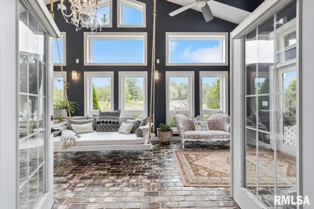 $1,750,000 | 965 Corzine Road, Buncombe, IL 62912