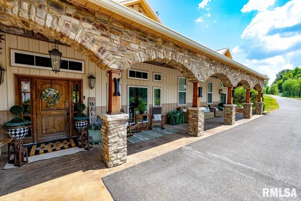 $1,650,000 | 965 Corzine Road, Buncombe, IL 62912