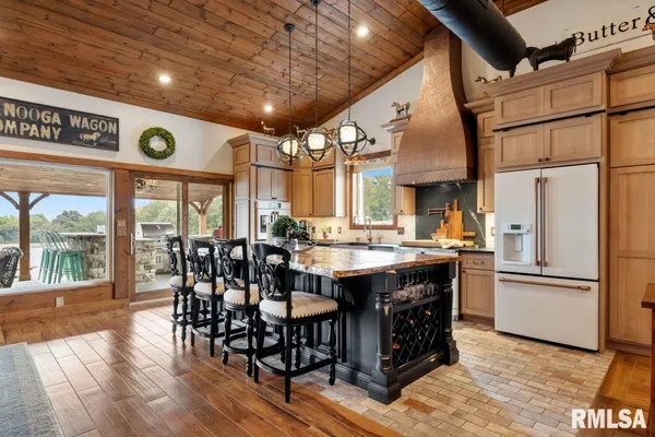 $1,650,000 | 965 Corzine Road, Buncombe, IL 62912