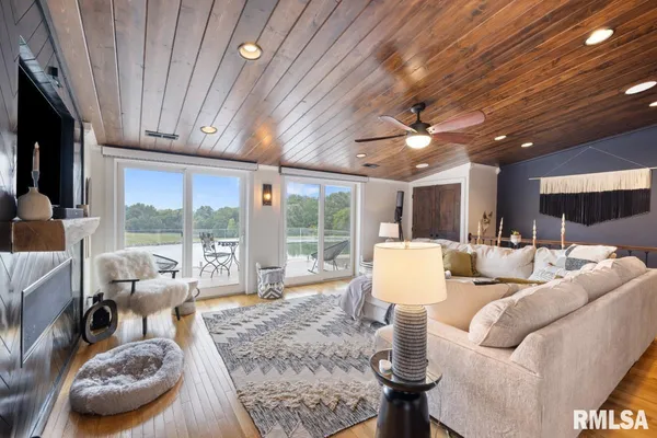 $1,650,000 | 965 Corzine Road, Buncombe, IL 62912