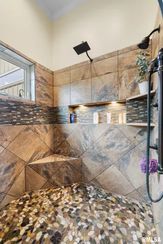 $1,750,000 | 965 Corzine Road, Buncombe, IL 62912