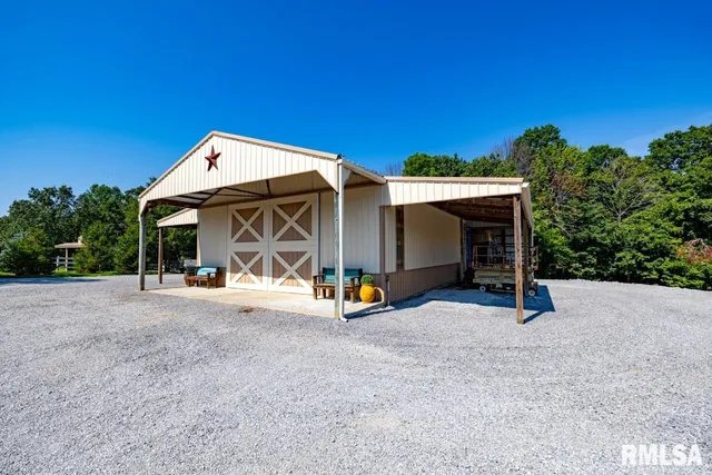 $1,750,000 | 965 Corzine Road, Buncombe, IL 62912