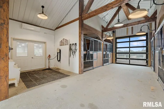 $1,750,000 | 965 Corzine Road, Buncombe, IL 62912