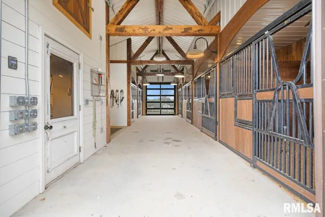 $1,750,000 | 965 Corzine Road, Buncombe, IL 62912