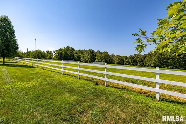 $1,750,000 | 965 Corzine Road, Buncombe, IL 62912