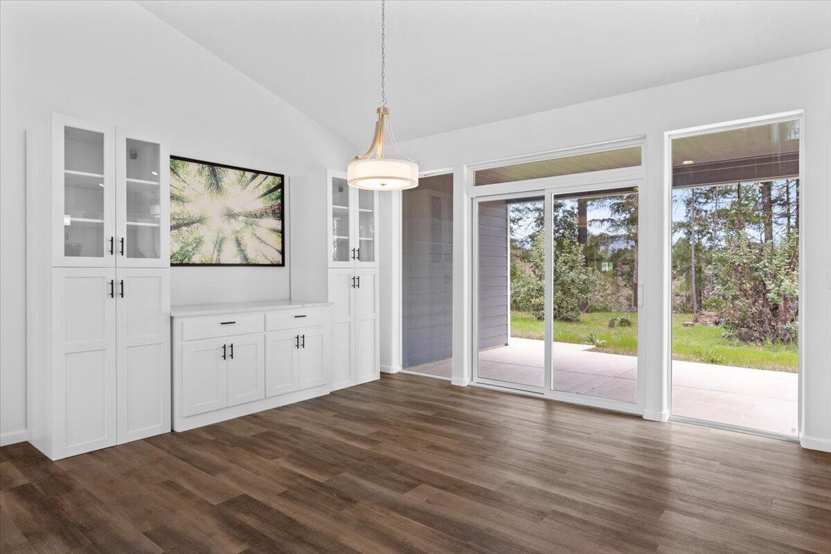 1266 Ellison Loop Merlin, OR 97532 - Photo 13 of 45 12-CI_9615