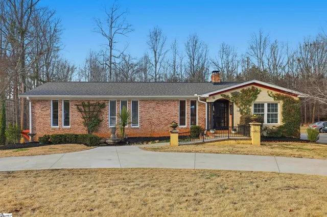 $520,000 | 108 Eastcliffe Way, Greenville, SC 29611