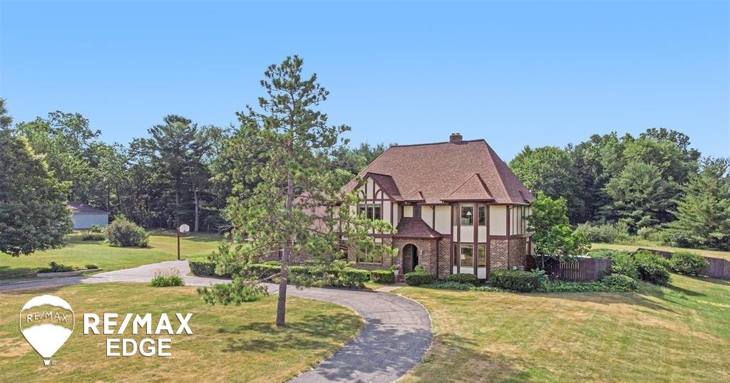 1376 East Mt Morris Road Mount Morris, MI 48458 - Photo 4 of 57 50145850-a8581474-13cf-45ea-bc9c-2629ca47551e.JPG