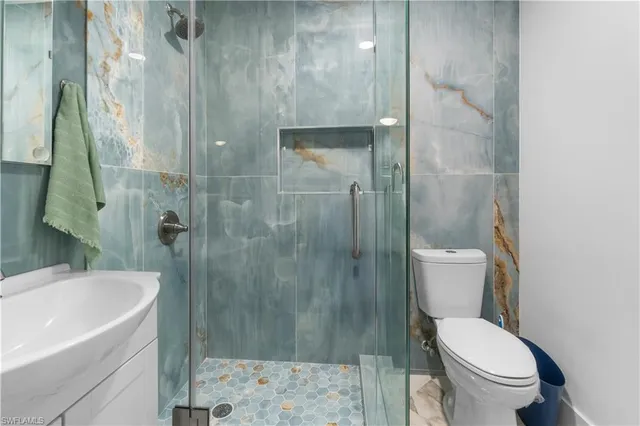 a view of a back yard of the house