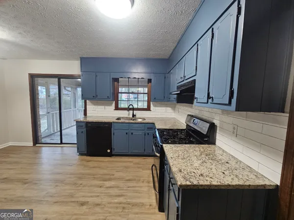 $2,100 | 7045 Eden Court, Riverdale, GA 30296