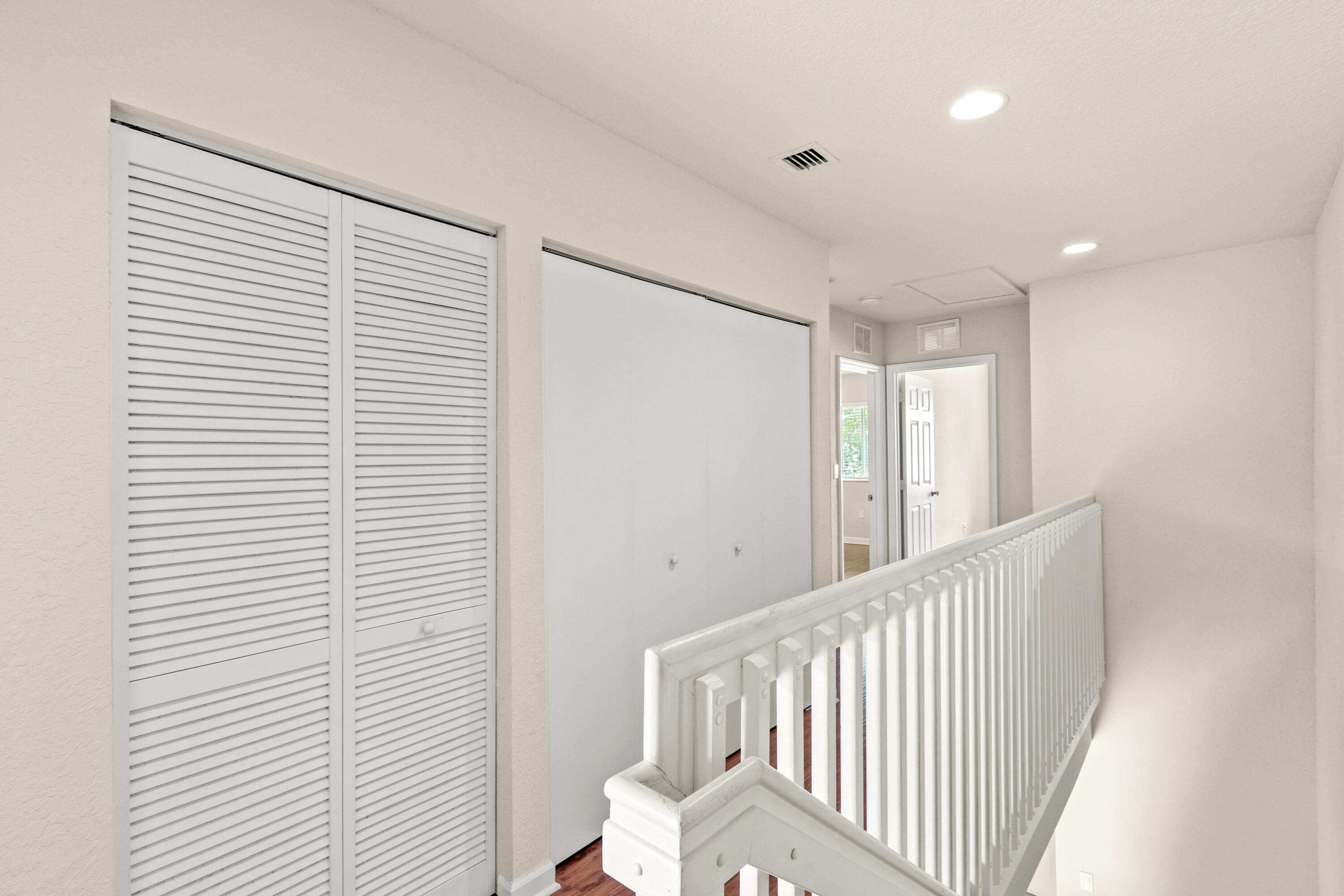 37 Southeast 3rd Avenue Hallandale Beach, FL 33009 - Photo 31 of 47 a view of a hallway with windows