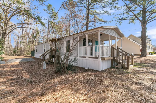 $180,000 | 296 Deep Woods Road, St. George, SC 29477
