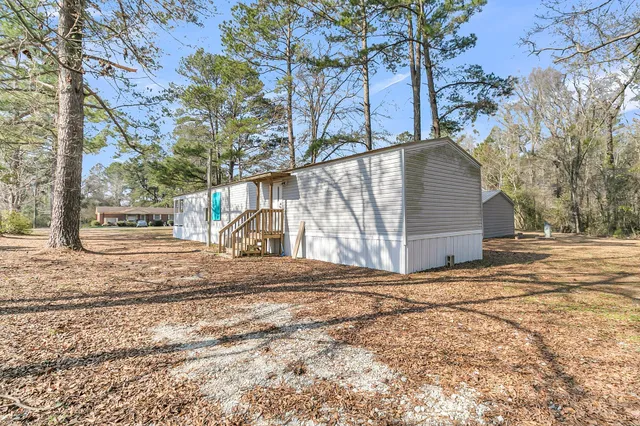 $180,000 | 296 Deep Woods Road, St. George, SC 29477