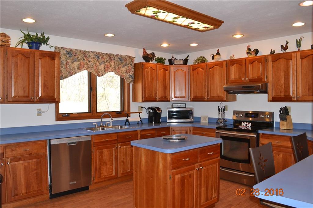 156 Temple Road Georgetown, PA 15043 - Photo 8 of 19