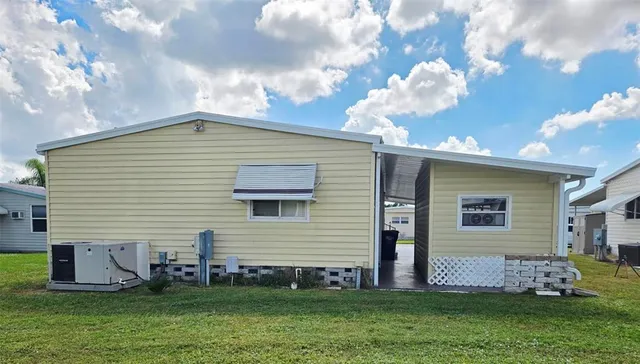 $214,750 | 5316 53rd Avenue East, Unit D14, Bradenton, FL 34203