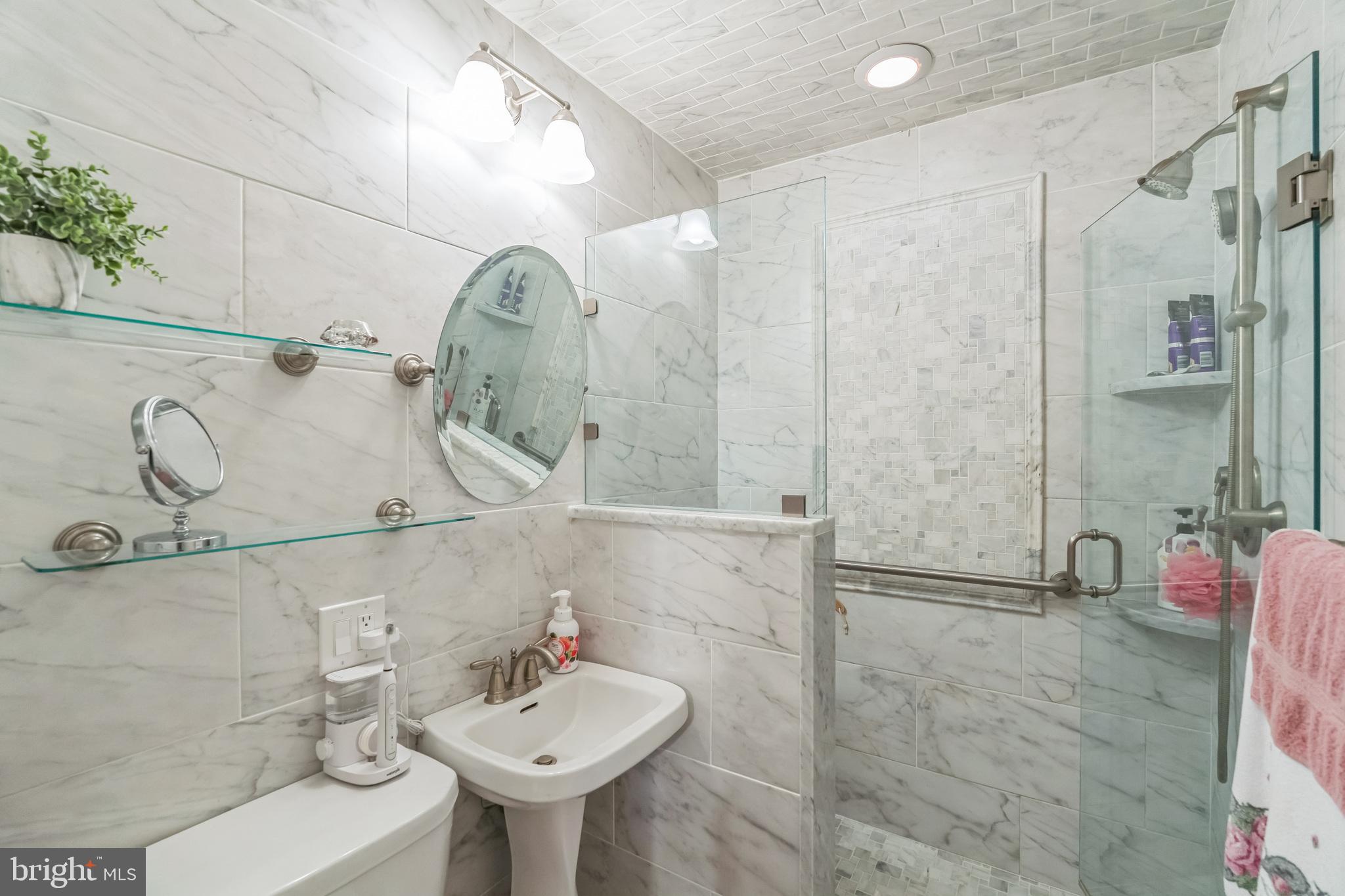 47 Brimfield Road Eagleville, PA 19403 - Photo 11 of 22 Bathroom off Of Primary Bedroom