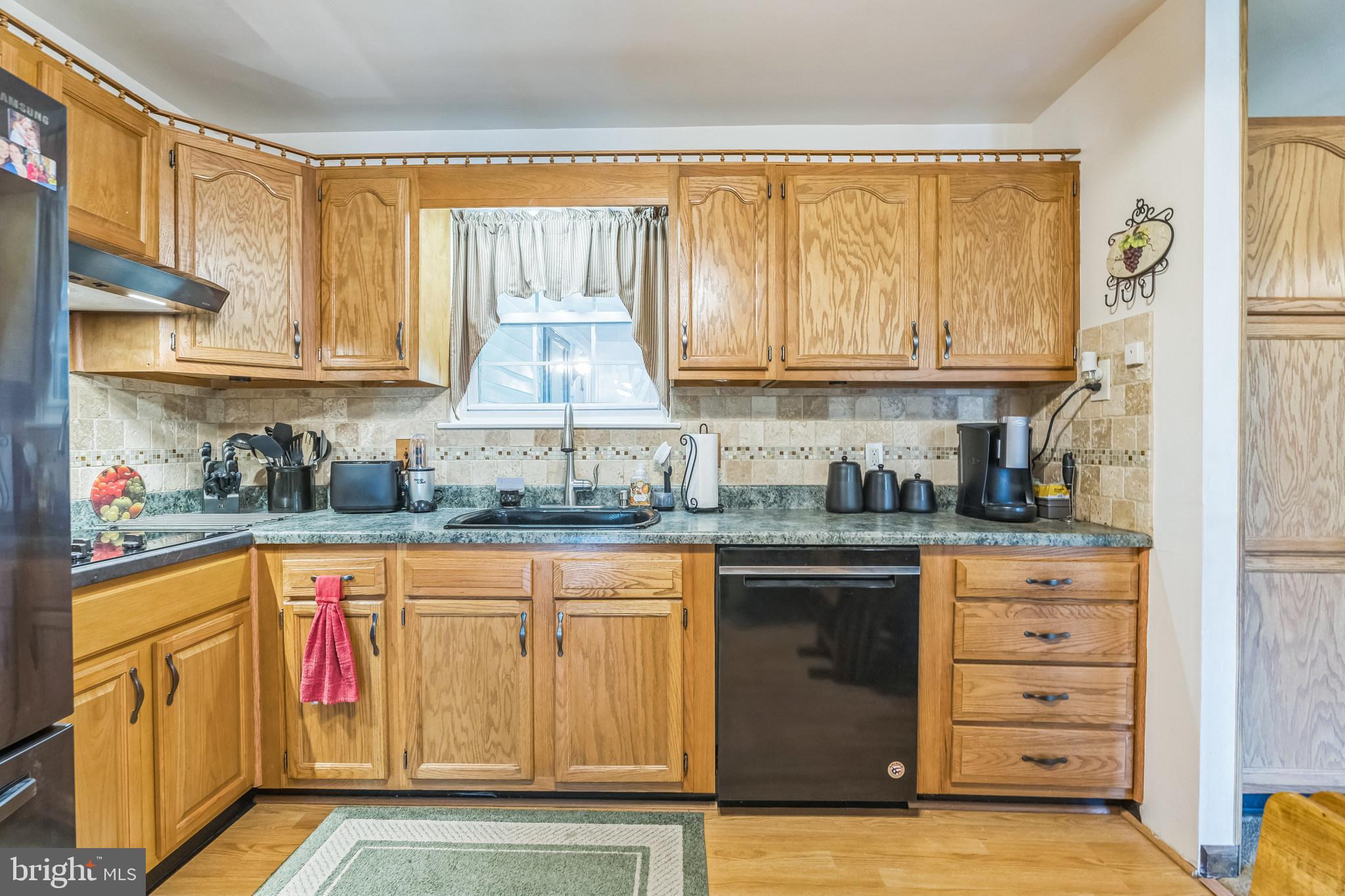 47 Brimfield Road Eagleville, PA 19403 - Photo 6 of 22 Kitchen