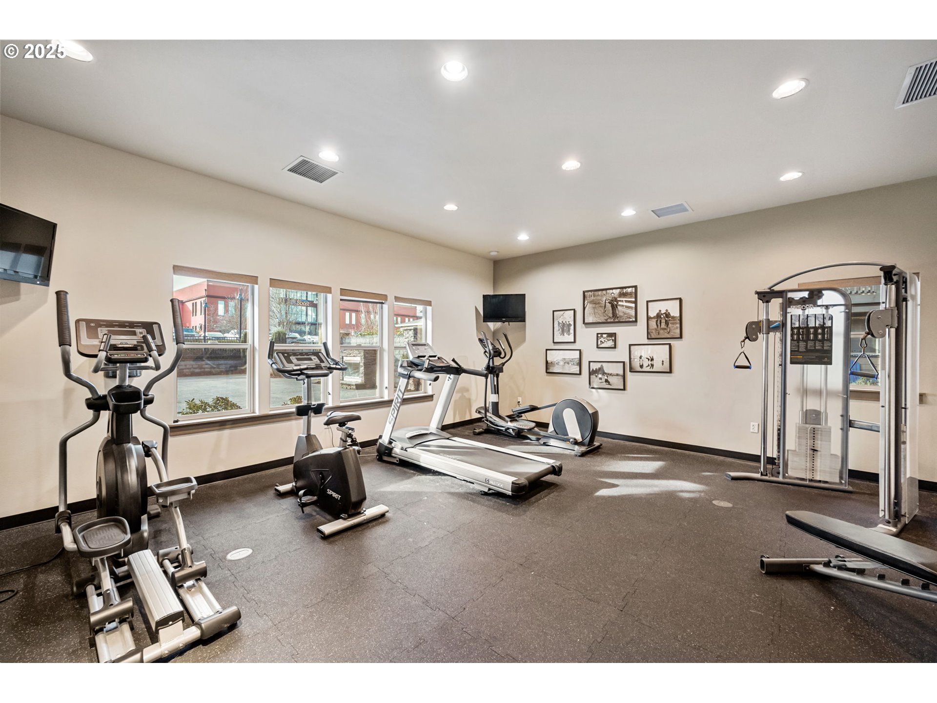13915 Southwest Meridian Street, Unit 307 Beaverton, OR 97005 - Photo 25 of 27