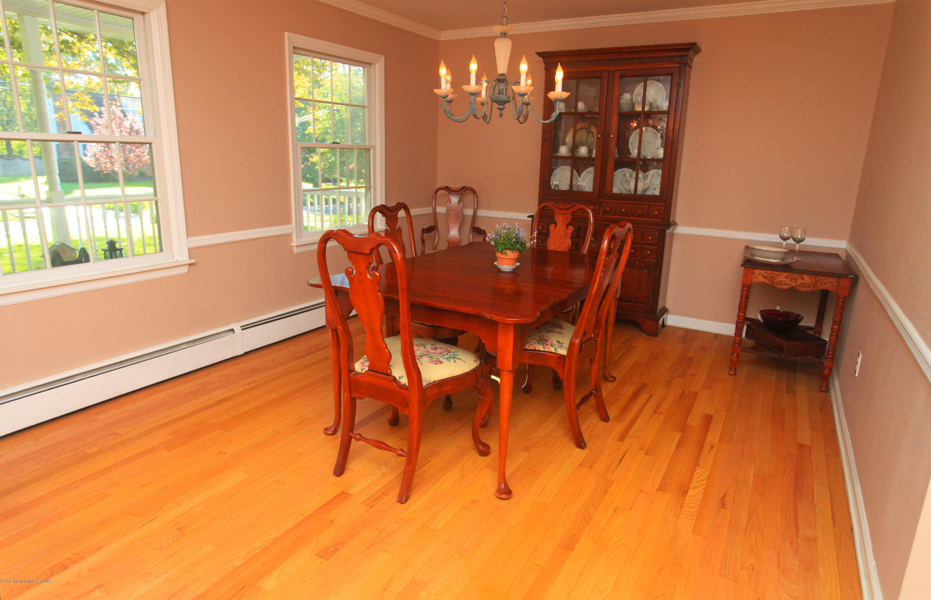 25 Cardinal Road Middletown, NJ 07748 - Photo 16 of 55 004