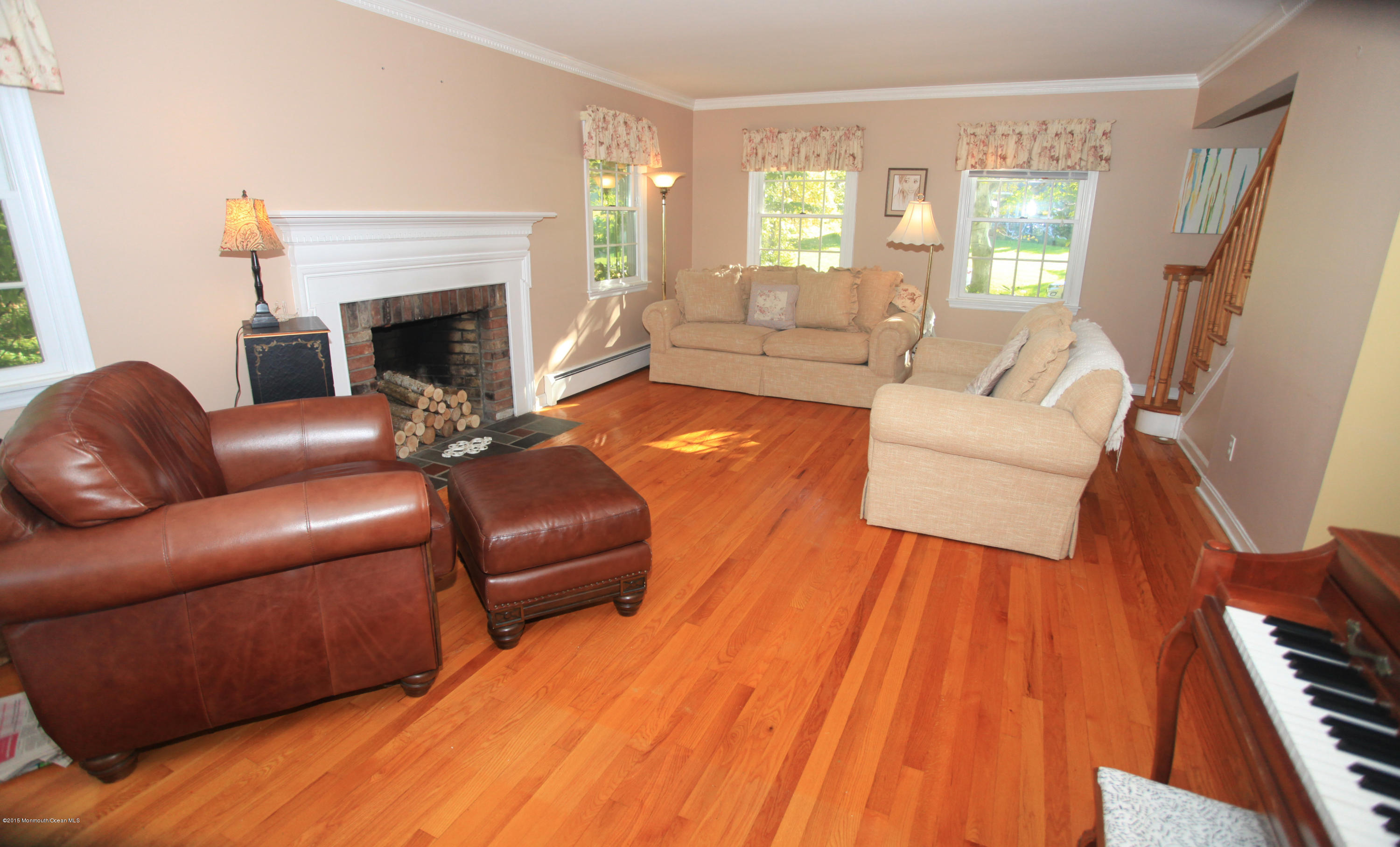 25 Cardinal Road Middletown, NJ 07748 - Photo 19 of 55 011