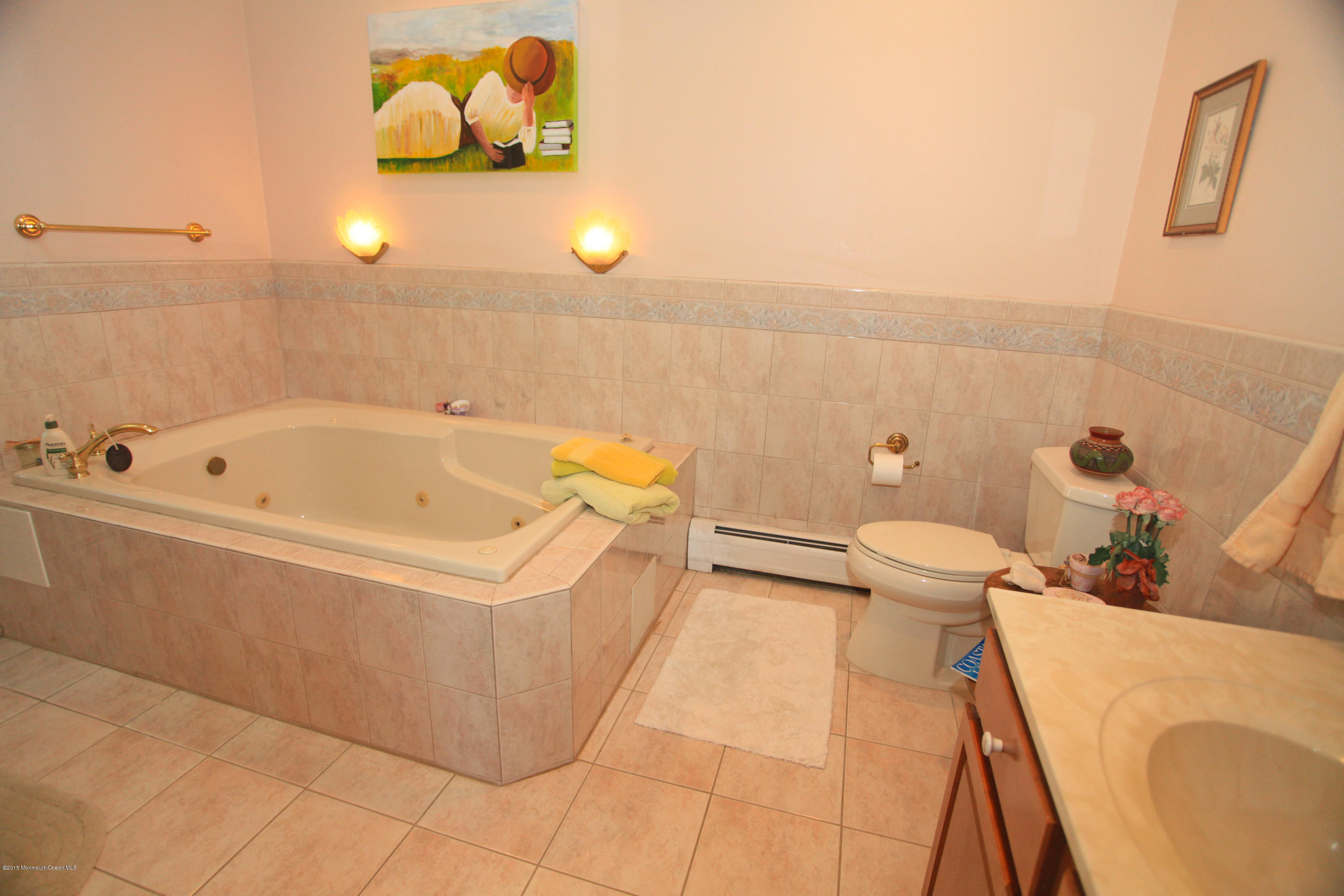 25 Cardinal Road Middletown, NJ 07748 - Photo 26 of 55 016