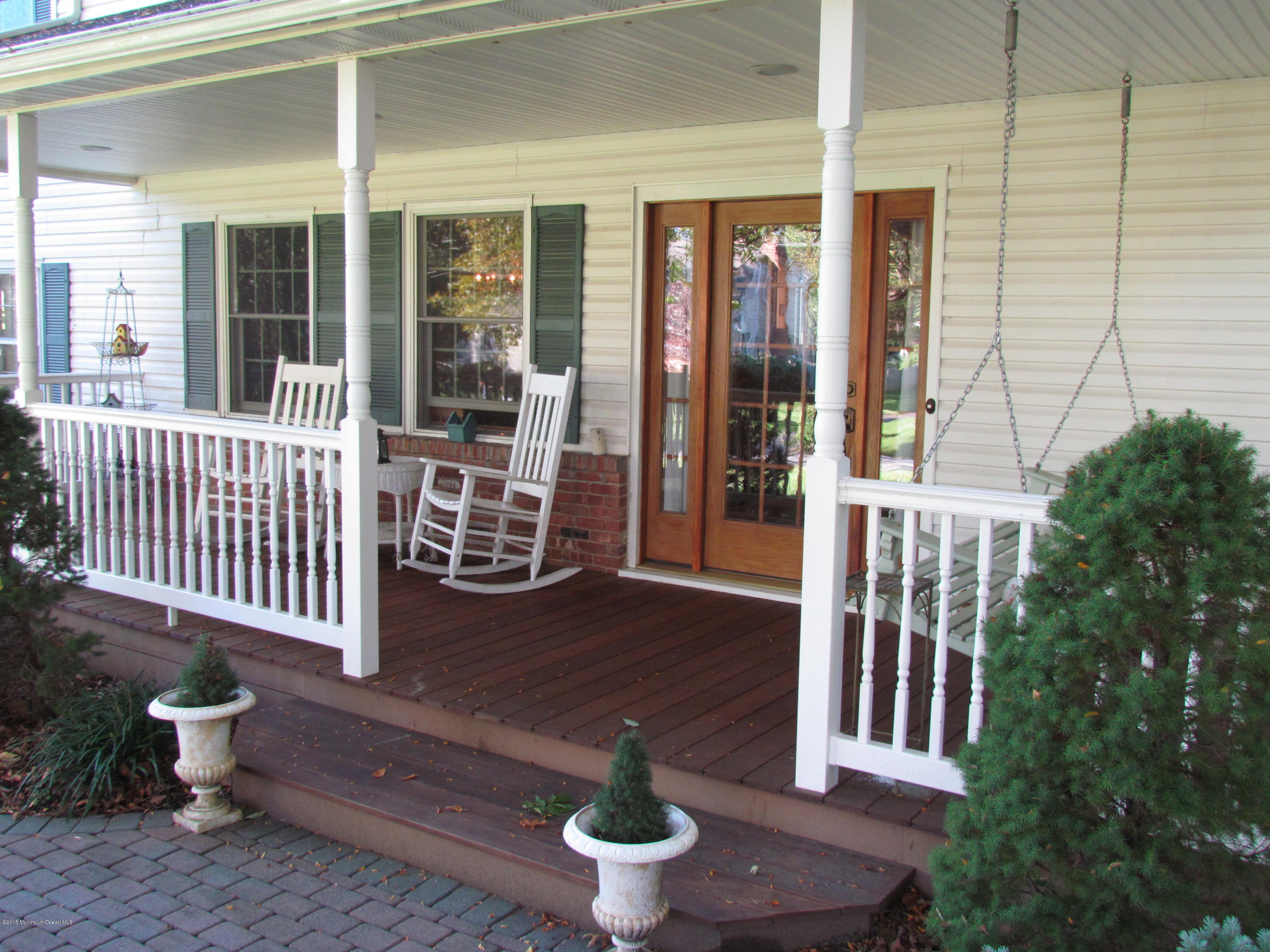25 Cardinal Road Middletown, NJ 07748 - Photo 3 of 55 IMG_0278