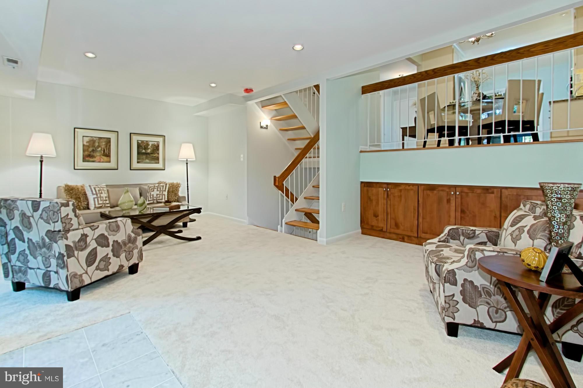 11134 Saffold Way Reston, VA 20190 - Photo 17 of 30 Living Room