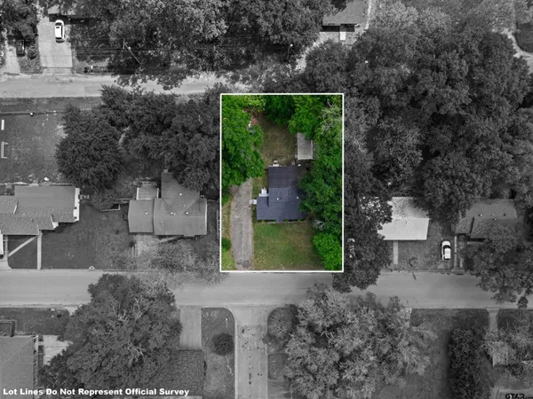 $259,900 | 1021 North Montgomery Street, Gilmer, TX 75644