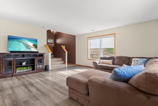 $290,000 | 2414 Elianna Drive, Northfield, MN 55057