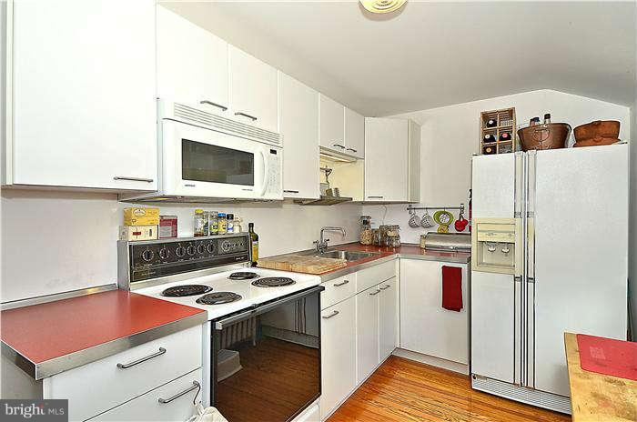6238 Old Washington Road Elkridge, MD 21075 - Photo 21 of 29 Kitchen