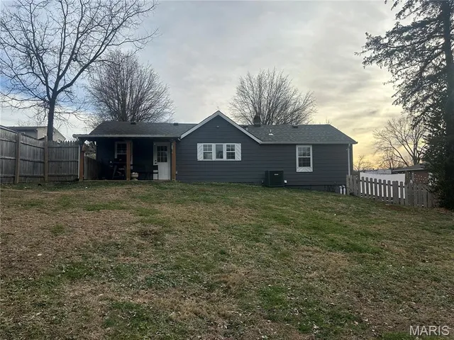 $225,000 | 3994 Vogt Road, Byrnes Mill, MO 63051