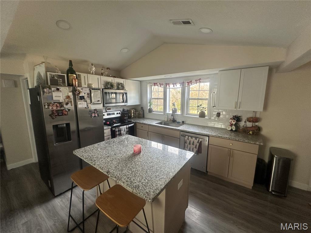 3994 Vogt Road Byrnes Mill, MO 63051 - Photo 7 of 16