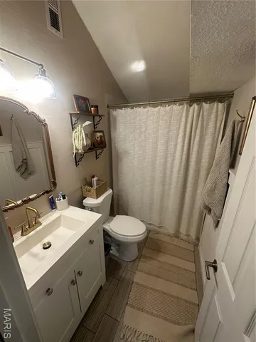 $225,000 | 3994 Vogt Road, Byrnes Mill, MO 63051