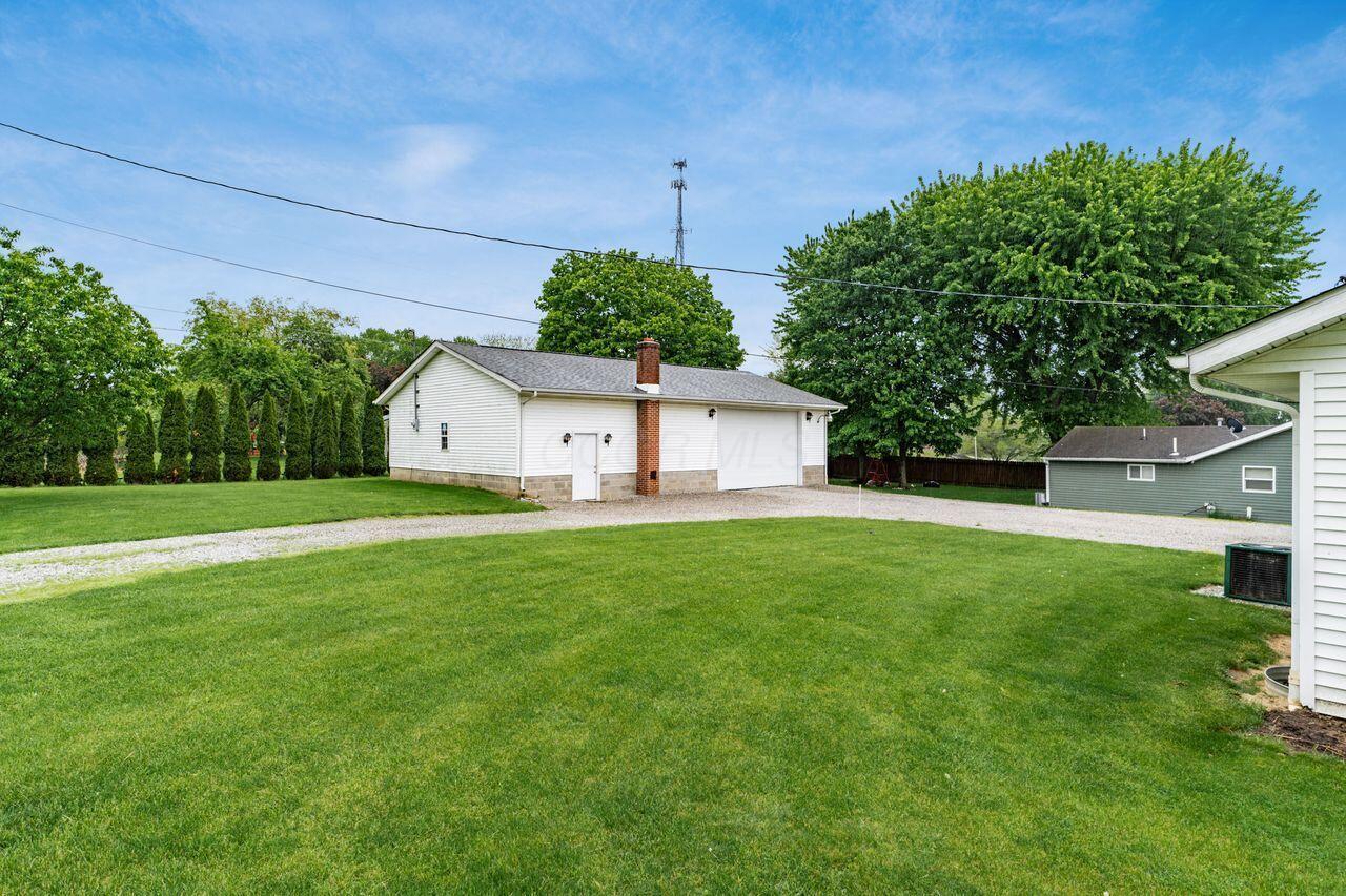 6159 Watkins Road Southwest Pataskala, OH 43062 - Photo 4 of 34